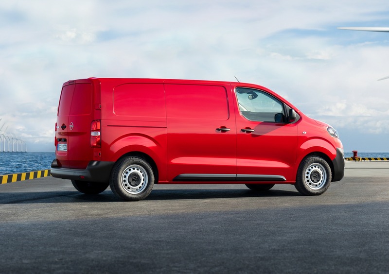 Opel Vivaro Furgone (4)