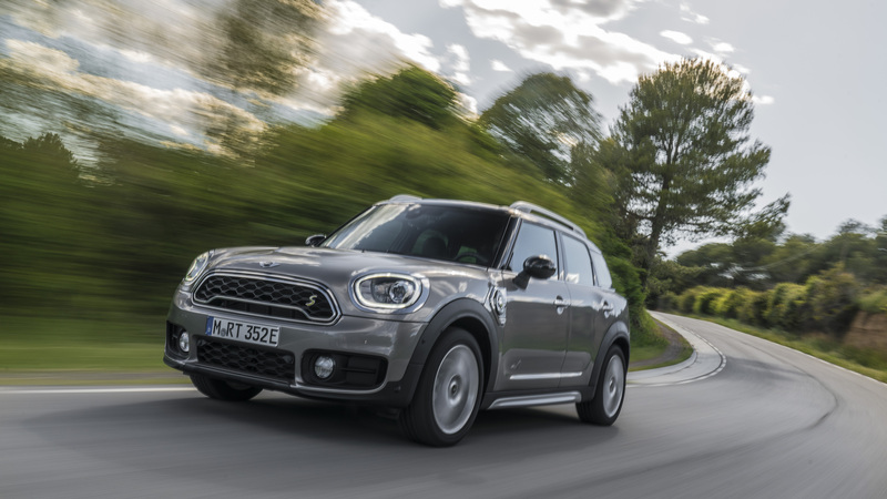 Mini Countryman, la prova dell&#039;ibrida plug-in [Video]