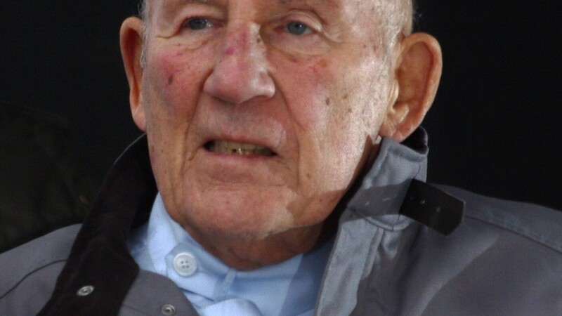 Compie 90 anni Stirling Moss, non ha vinto tutto ma quasi e non ha avuto paura di niente [video]