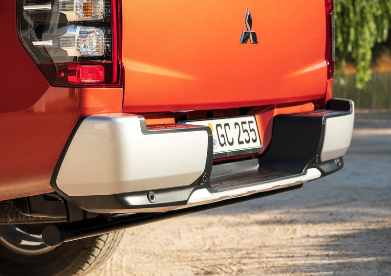 Mitsubishi L200 (2019-22) (21)