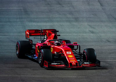 F1, GP Singapore 2019: vince Vettel. Secondo Leclerc: è doppietta Ferrari