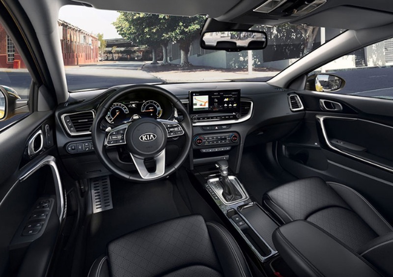 Kia XCeed (2019-->>) (8)