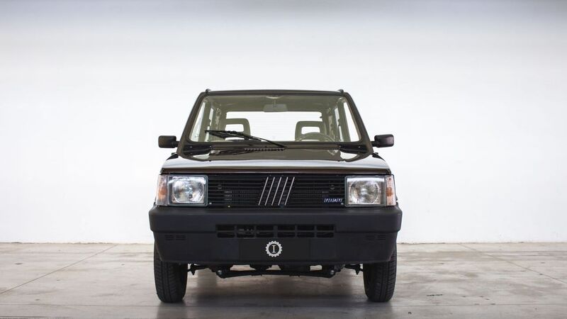 Fiat Panda 4x4 Icon-e Panderis: country chic con motore elettrico