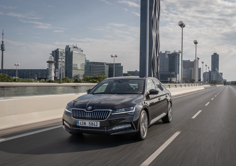 Skoda Superb (2015-21) (24)