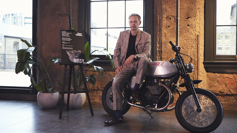 Moto Guzzi V7 Tomoto al London Design Festival 