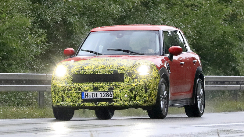 Mini Countryman restyling, le foto spia