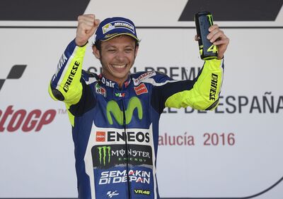 MotoGP. Rossi: Che bello stare sul podio... più in alto di loro