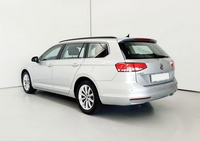 Volkswagen Passat Variant (2014-23) (30)