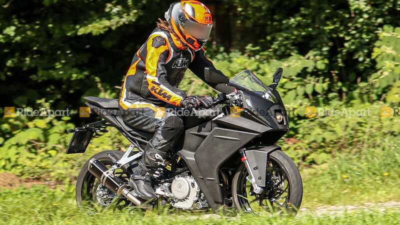 KTM RC390, spunta la versione 2021