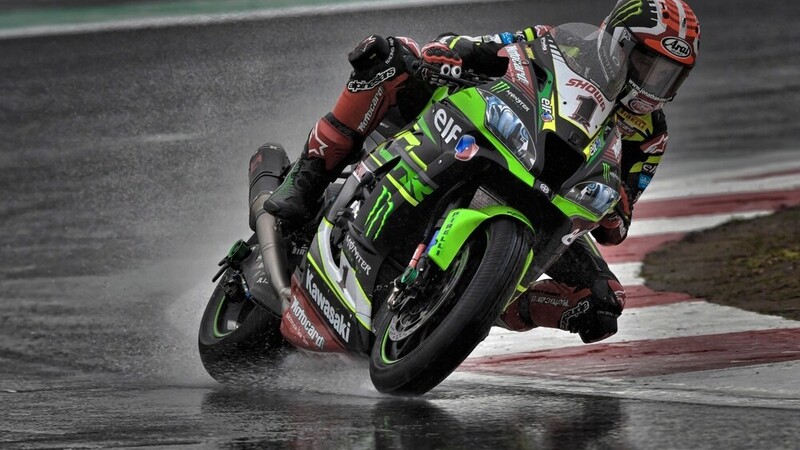 SBK 2019 - Rea &egrave; primo sotto la pioggia a Magny Cours