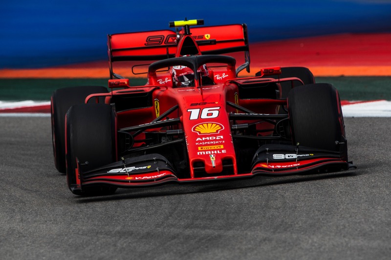 F1, GP Russia 2019: pole per Leclerc. Terzo Vettel