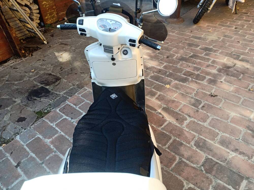 Kymco Like 200i (2009 - 17) (2)