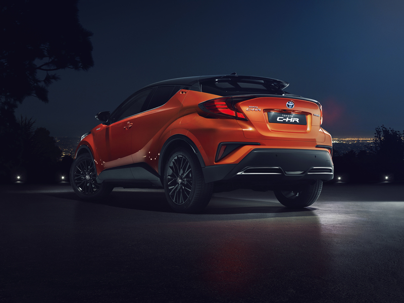 Il posteriore della nuova Toyota C-HR