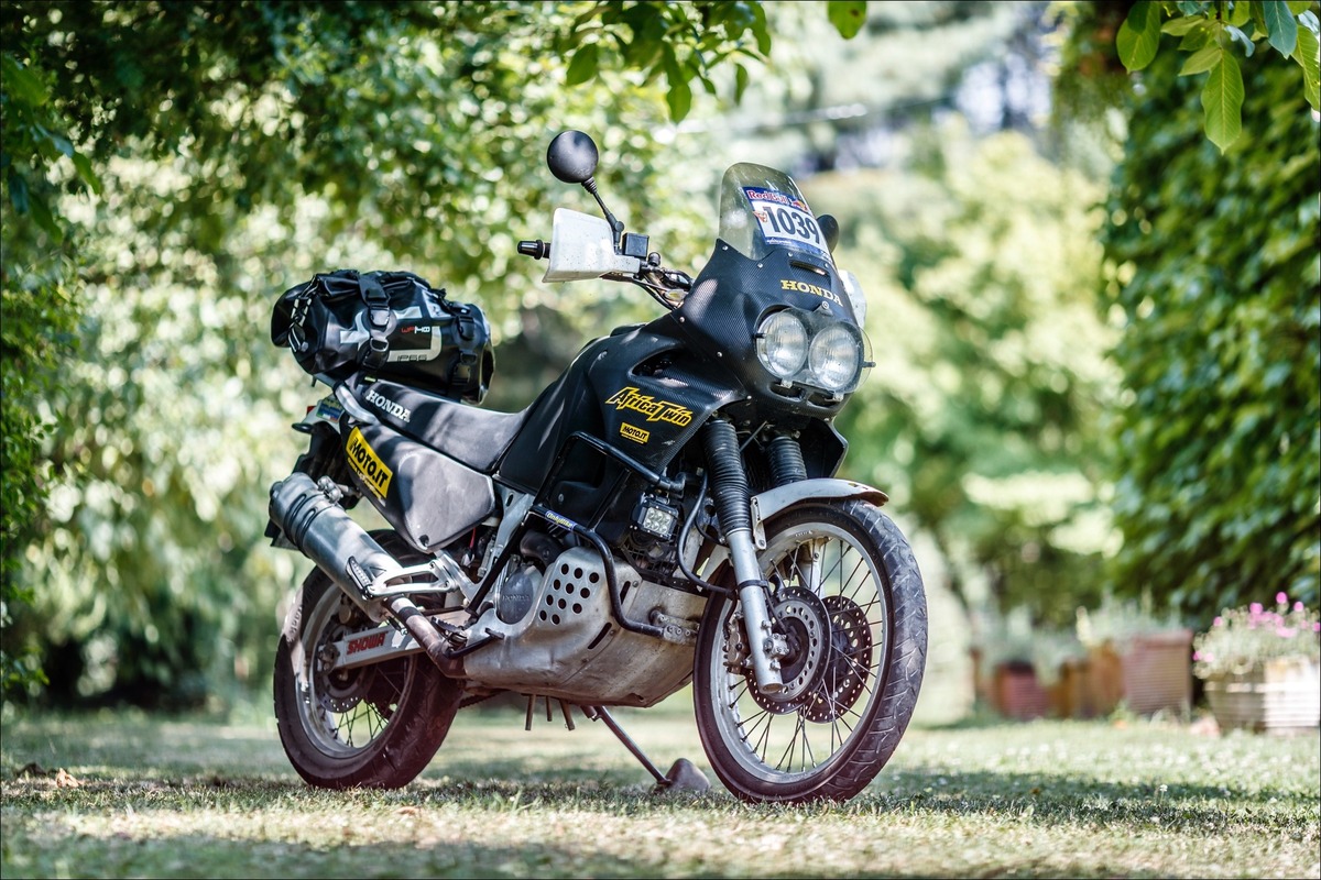 Prova Honda Africa Twin 750 RD07: Test L'ultima col V2