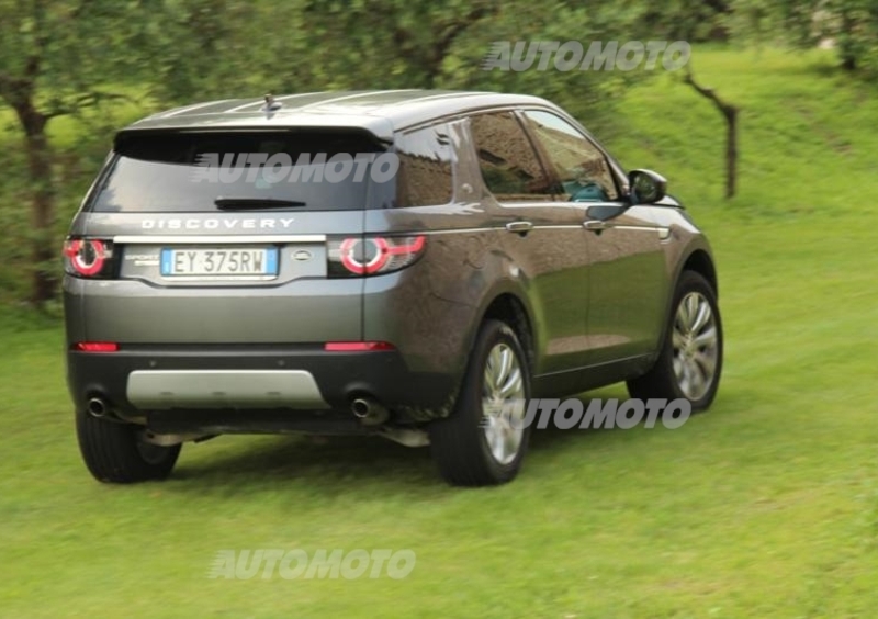 Land Rover Discovery (2016-->>) (72)