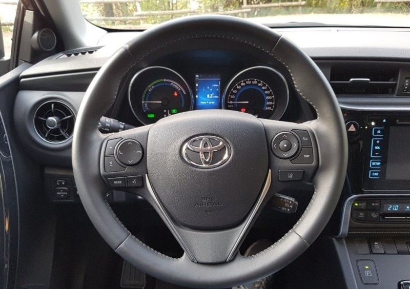 Toyota Auris Station Wagon (2013-19) (16)