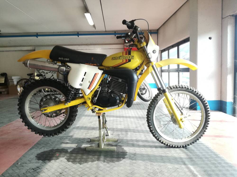 Ancillotti Ancillotti 250 (2)