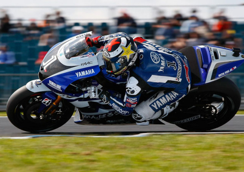 Lorenzo non correr&agrave; a Valencia. Al suo posto Nakasuga