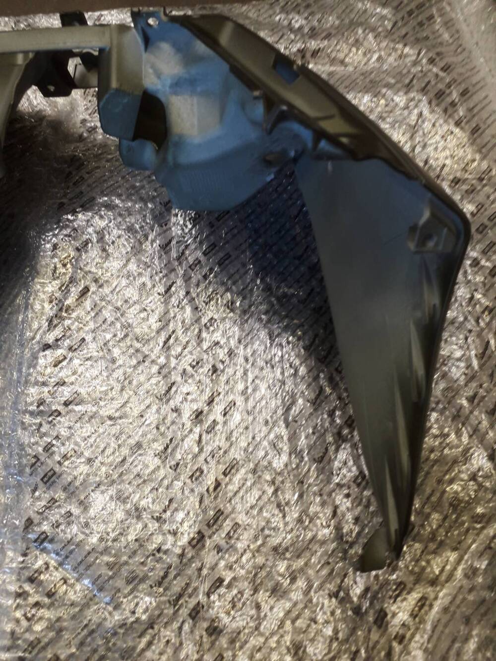 SCUDO ANTERIORE NEW PIAGGIO MP3 VERDE OPACO (8)