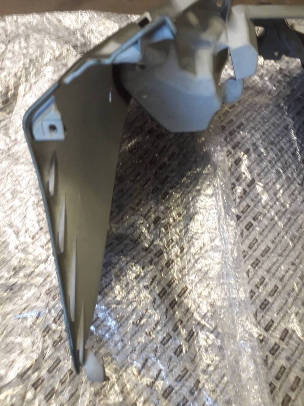 SCUDO ANTERIORE NEW PIAGGIO MP3 VERDE OPACO (9)