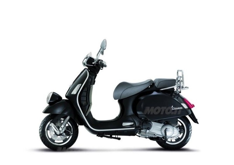 Vespa GTV 300 GTV 300 Via Montenapoleone ABS (2010 - 16) (2)