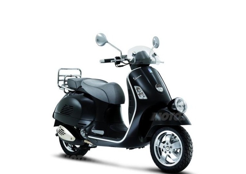 Vespa GTV 300 GTV 300 Via Montenapoleone ABS (2010 - 16) (3)