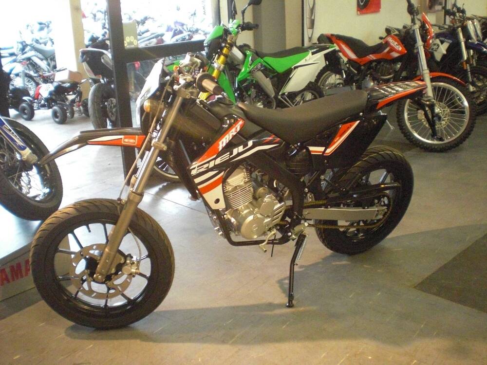 Rieju Marathon 125 Motard A.C. (2011 - 17) (2)