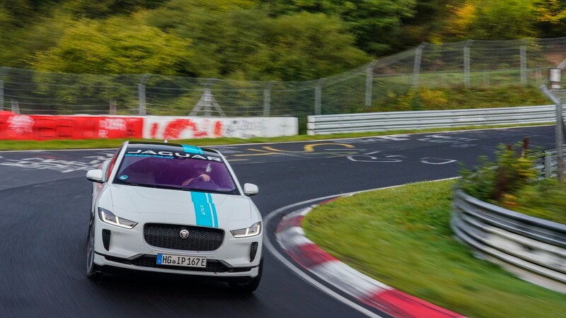 Jaguar I-Pace: taxi elettrico per un giro al N&uuml;rburgring