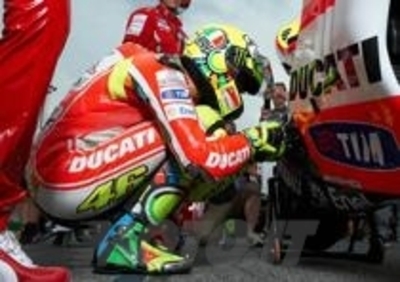 I piloti Ducati proveranno a Valencia la GP12 con telaio in alluminio