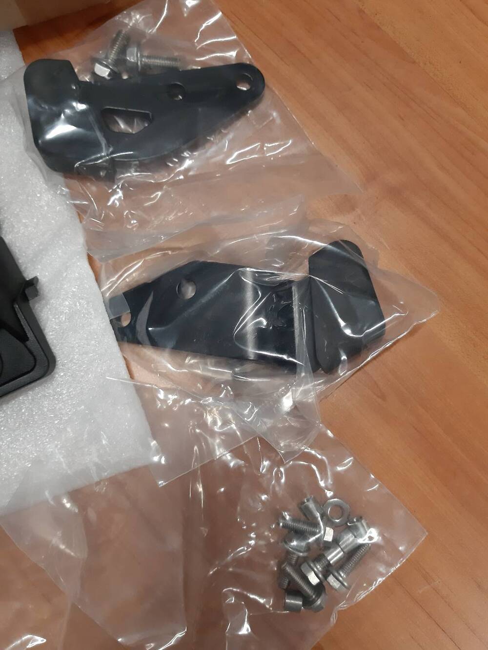 STAFFA PORTA PACCHI LATERALE SUZUKI V STROM DL 650 (4)