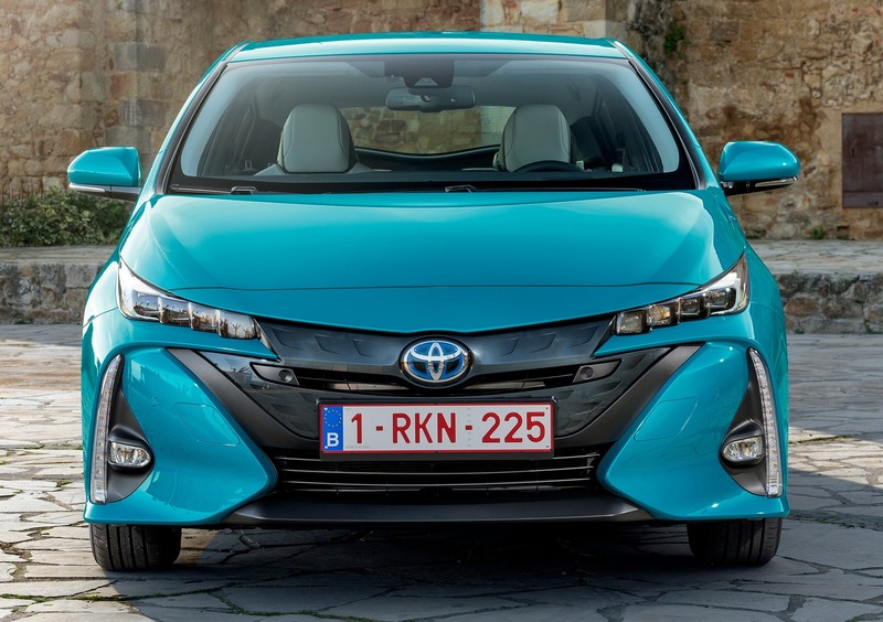 Toyota Prius Plug-in (2017-23) (5)