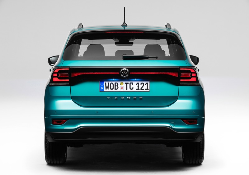 Volkswagen T-Cross (2019-->>) (18)