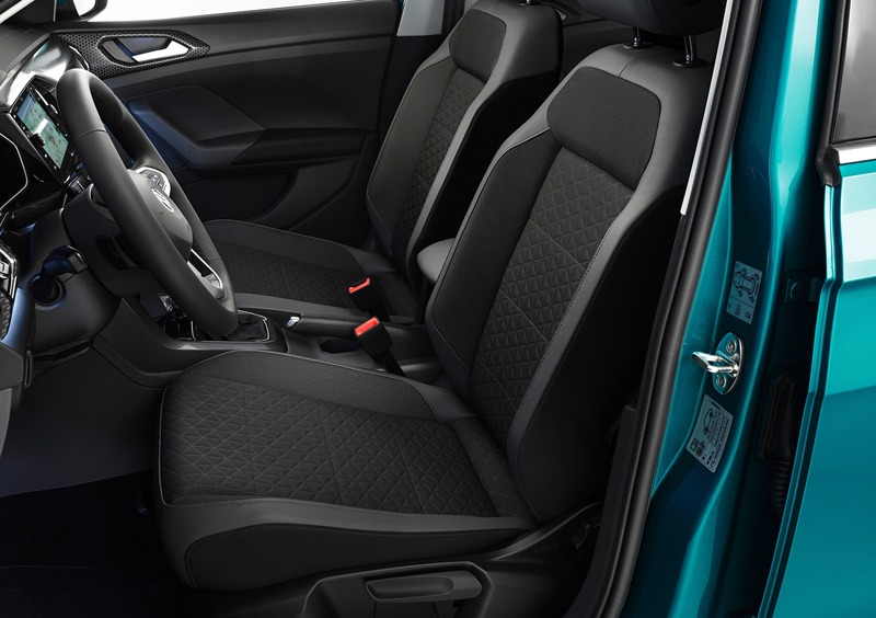 Volkswagen T-Cross (2019-->>) (29)
