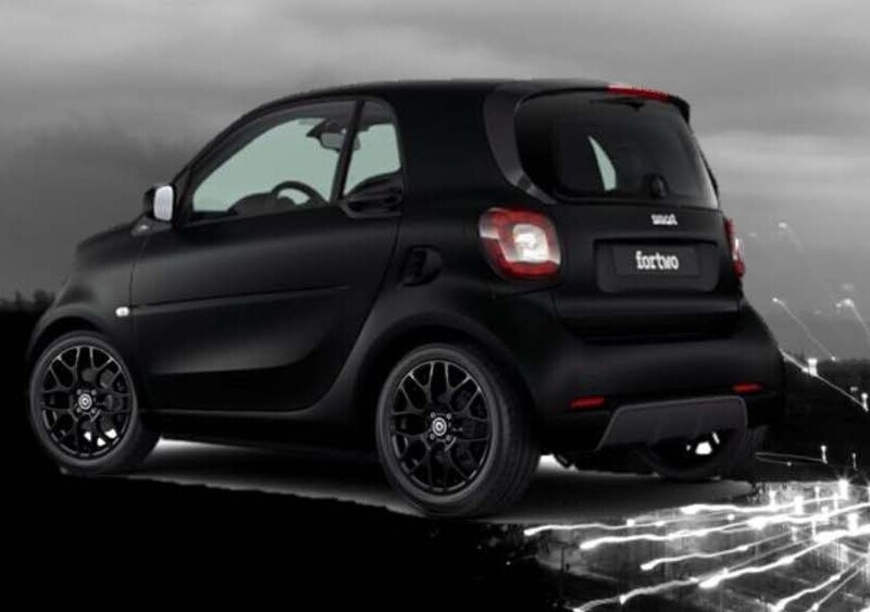 smart fortwo Berlin Black, la serie speciale total black