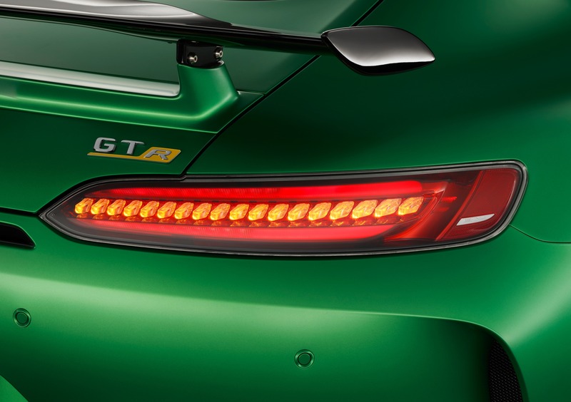 Mercedes-Benz AMG GT R (2016-22) (14)