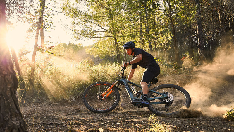 Test GT Force AMP, l&rsquo;eBike con i piedi per terra