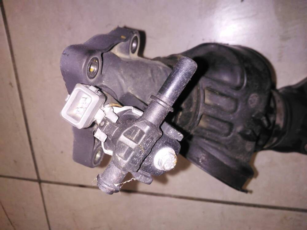 APRILIA SRV 850 PARTI MOTORE (2)