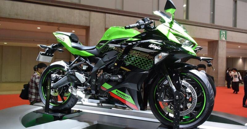 Kawasaki ZX-25R. La Baby Ninja 250 a quattro cilindri