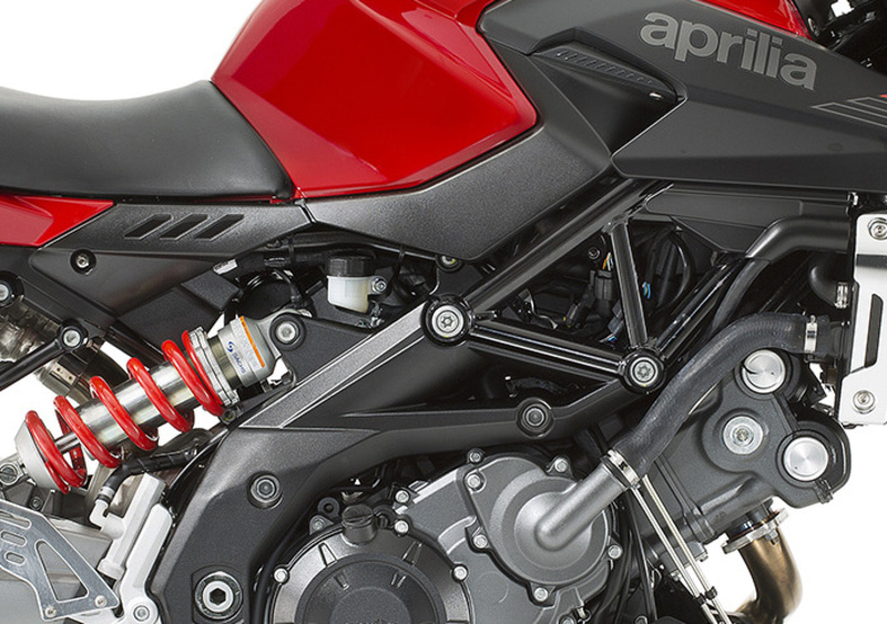 Aprilia Shiver Shiver 750 ABS (2010 - 17) (4)