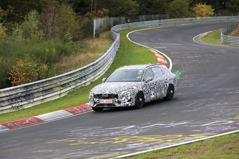 Cupra Leon ST: attesa la station wagon sportiva [Foto spia]