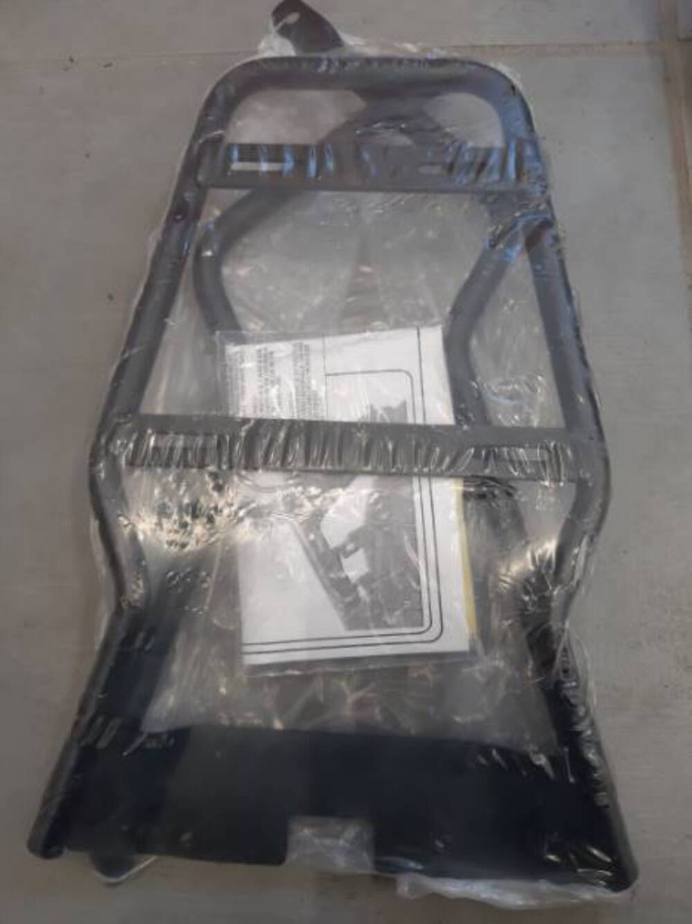 PORTAPACCHI MAJESTY/MBK 125 00 Givi