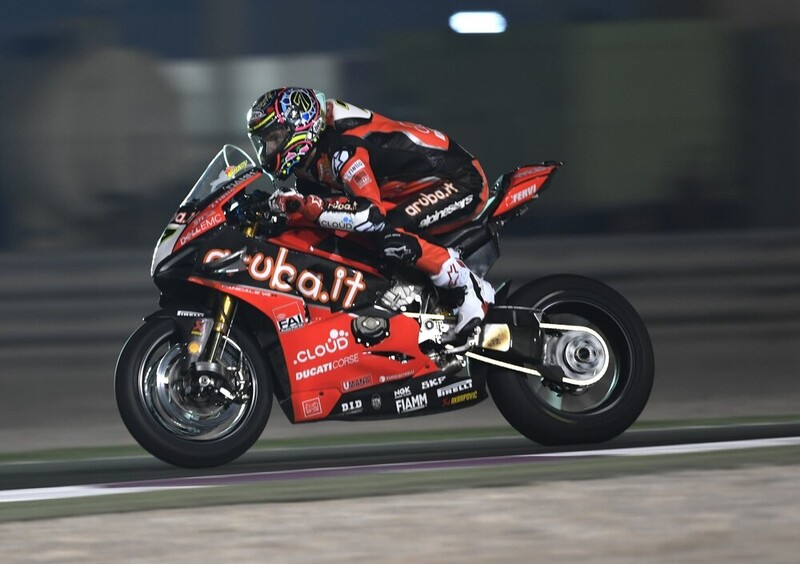 SBK 2019, Qatar: Davies &egrave; il pi&ugrave; veloce nelle libere a Losail