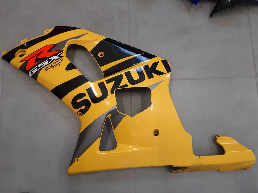 Vendo carena Sx per suzuki gsx-r 750 2002