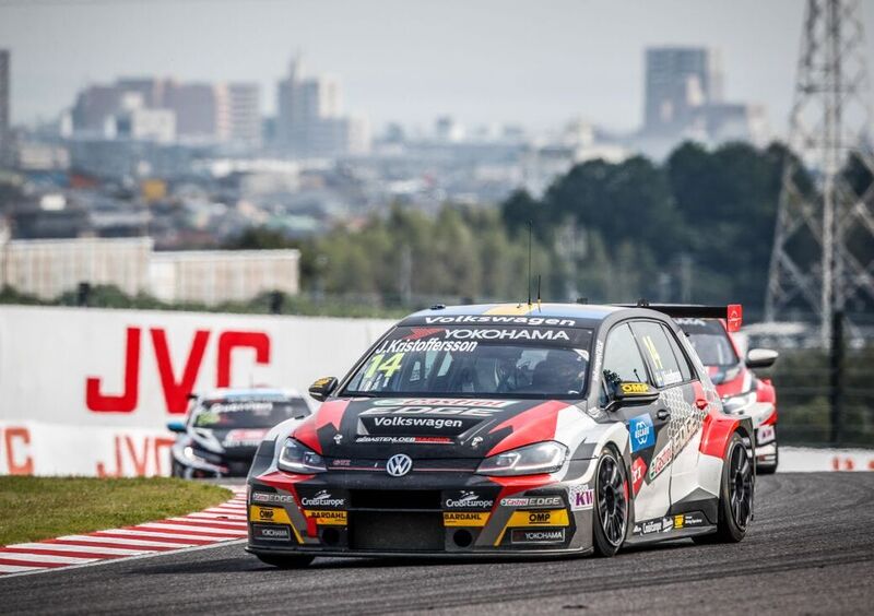 WTCR 2019. A Kristoffersson la Race3 di Suzuka, Ceccon 3&deg; ma penalizzato