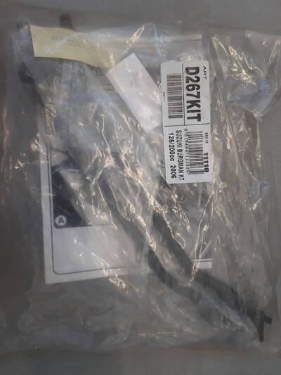 KIT STAFFE CUPOLINO SUZUKI BURGMAN K7 125/ Givi