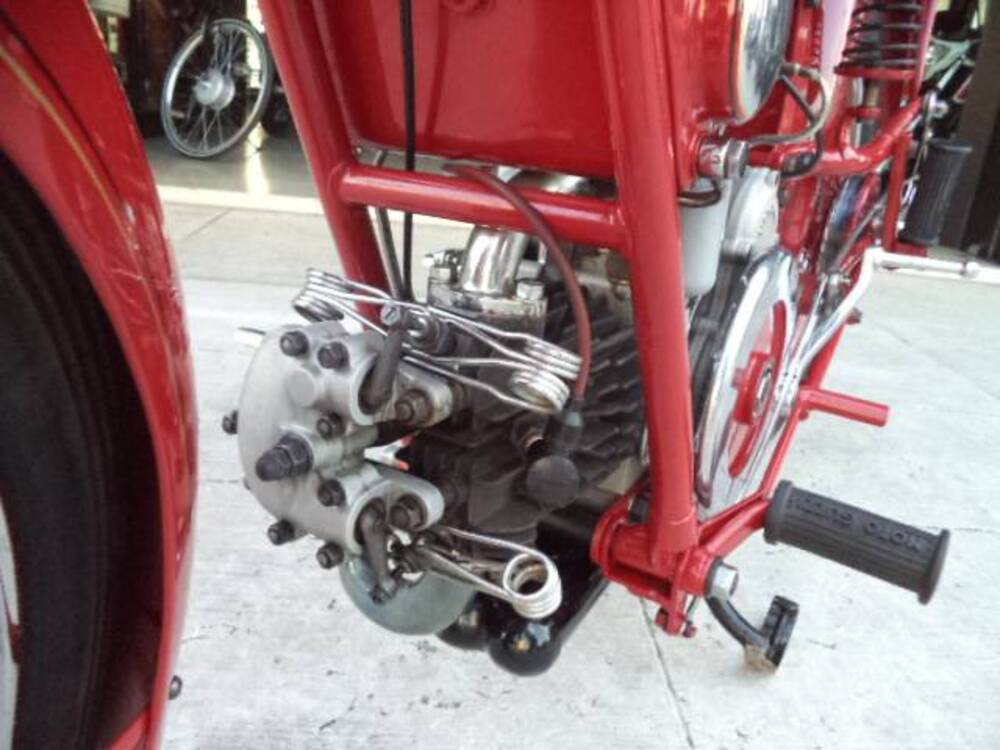 Moto Guzzi 250 P.E. (13)