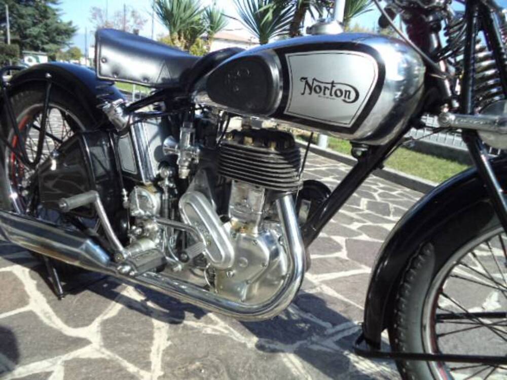 Norton 16 H (9)