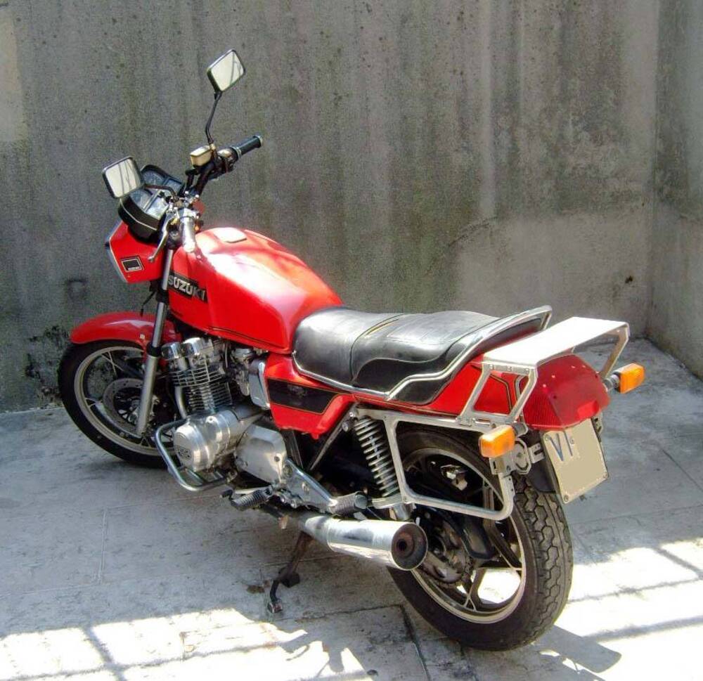 Suzuki GSX 750 (8)