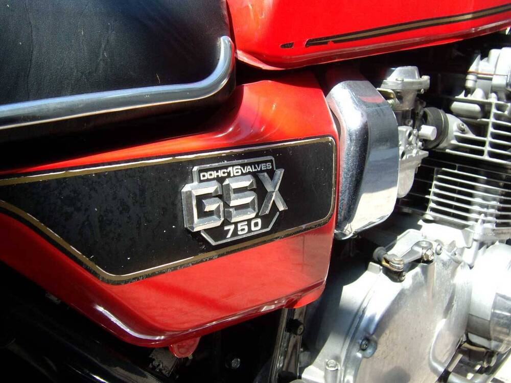 Suzuki GSX 750 (10)