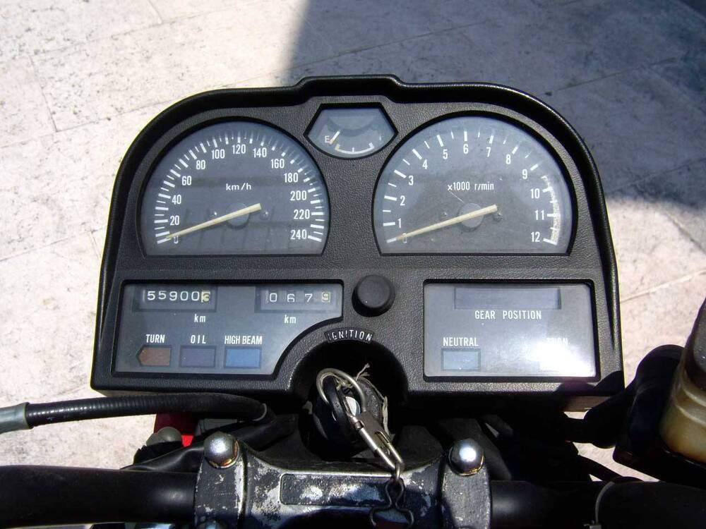Suzuki GSX 750 (14)